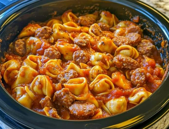 Slow Cooker Tortellini and Meatballs Recipe