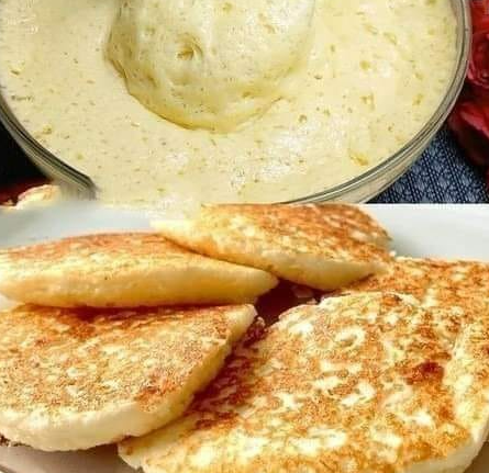 Fluffy flourless pancakes recipe with simple ingredients