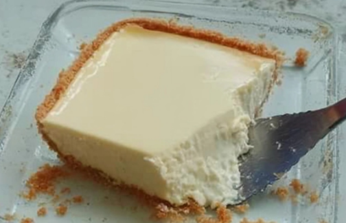 3-Ingredient Cheesecake Recipe – Easy Yogurt Tart Dessert