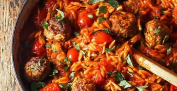 Nawras6844 httpss.mj.run fkch5upv2i simple photo of meatballs ceeb72dd 9b64 446f 8026 f3fb350869f2 0
