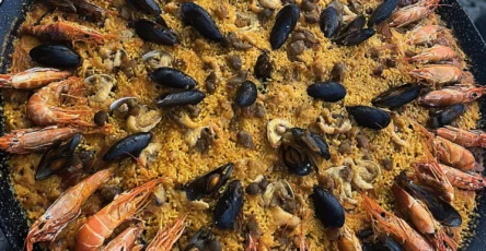 Nawras6844 httpss.mj.runj1nibqyzdv8 simple photo of paella ga 915fccdc 121b 45ab 99e2 2f8864ccf015 3 (1)