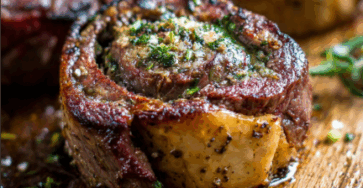 Roulades de Filet de Bœuf Grillé aux Herbes et Beurre Aillé